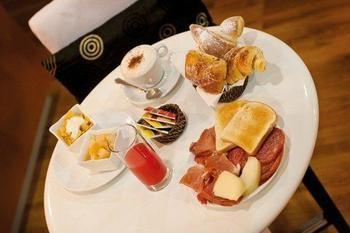 Acomodação com café da manhã  Papavistarelais 3*